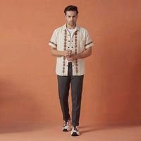 Embroidered Placket Casual Shirt ya Textured Panel Short-Sleeve Shirt view 2